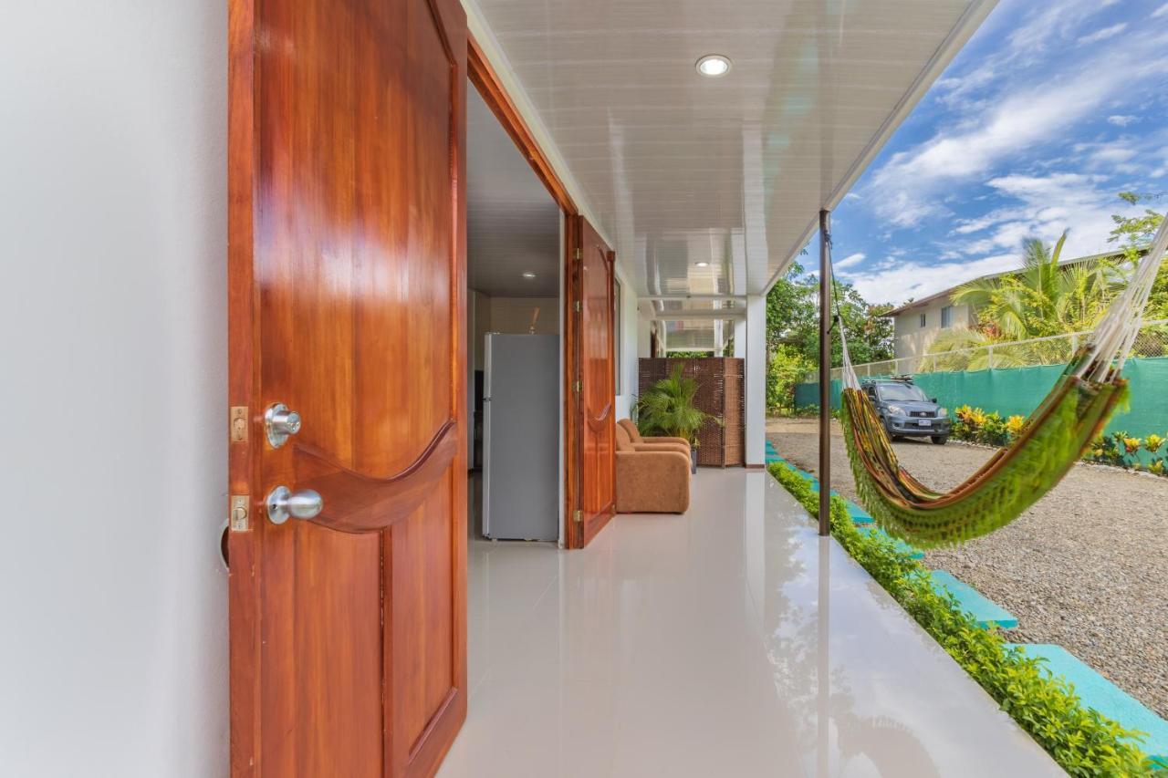 Villas Mapache Del Caribe Puerto Viejo de Talamanca Exterior photo